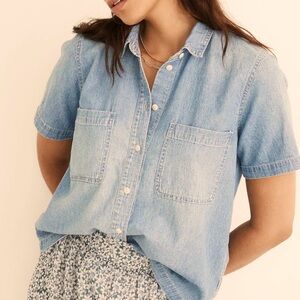 Madewell denim shortsleeve shirt size small
